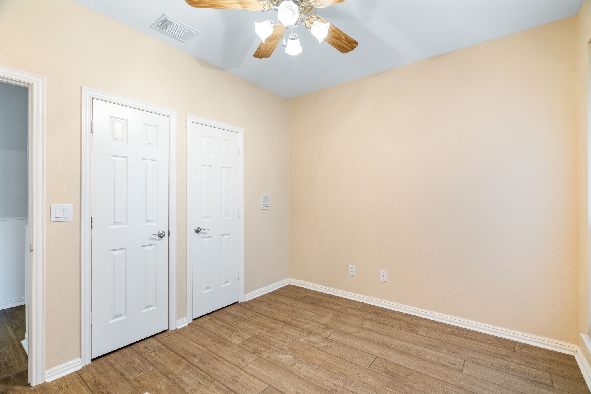 1628 Snowmass Place Lewisville TX 75077