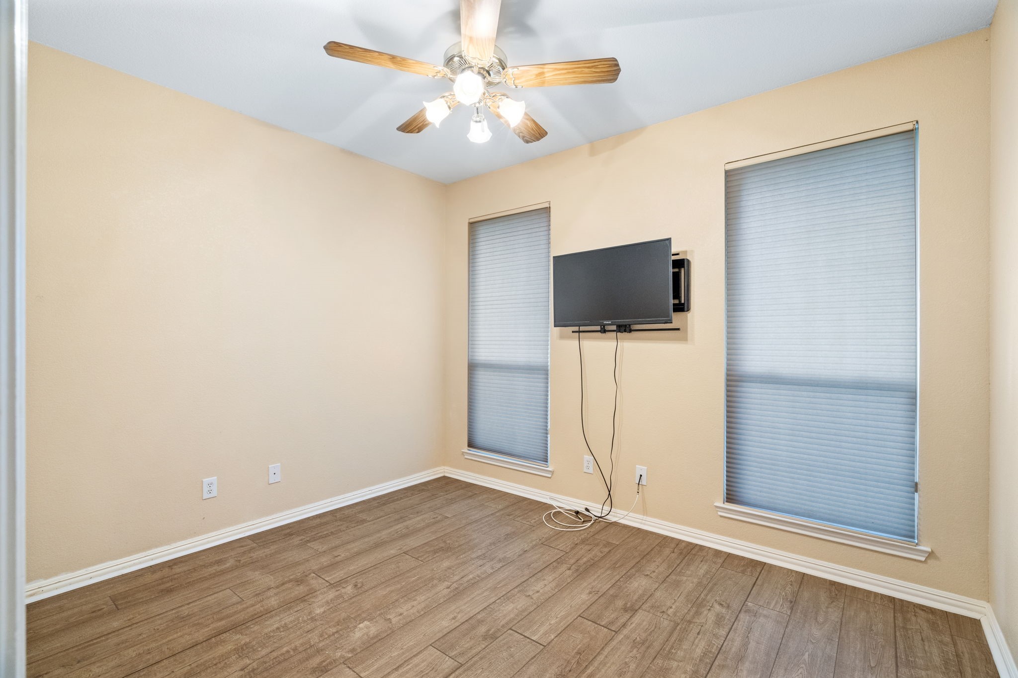 1628 Snowmass Place Lewisville TX 75077