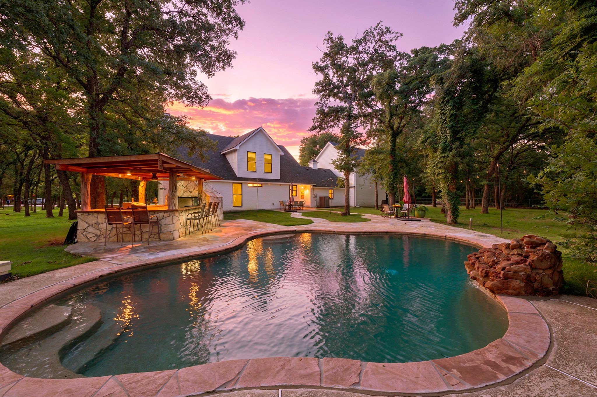 4208 Country Hill Road Fort Worth TX 76140