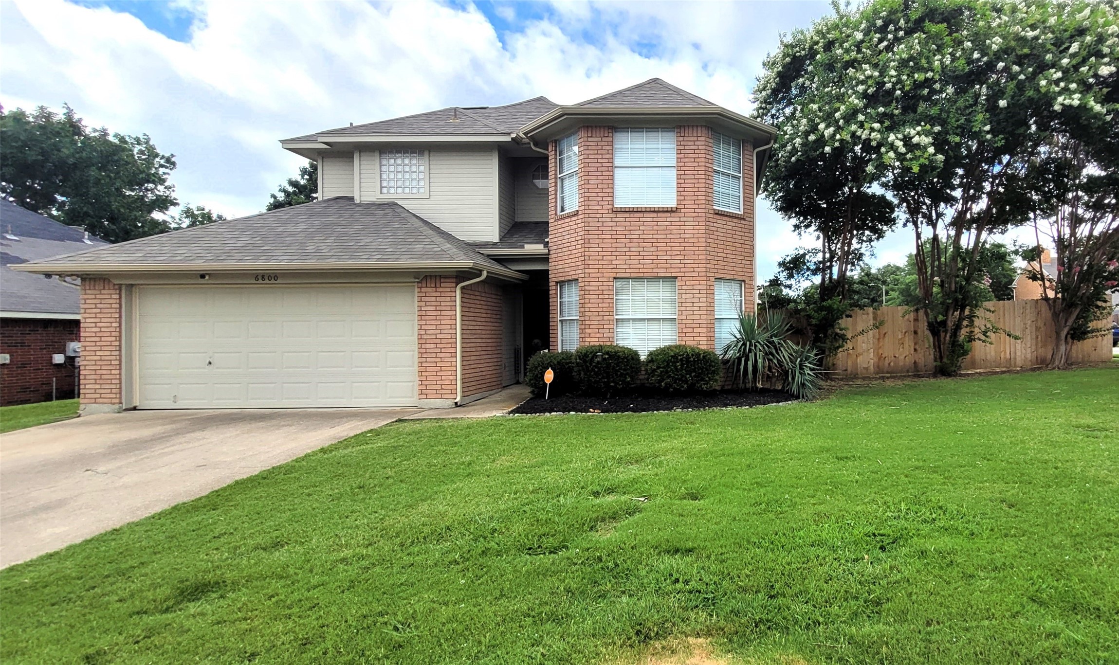 6800 Dogwood Lane North Richland Hills TX 76182