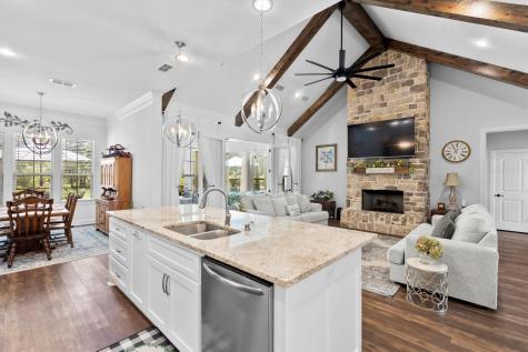 22828 Babes Landing Lindale TX 75771