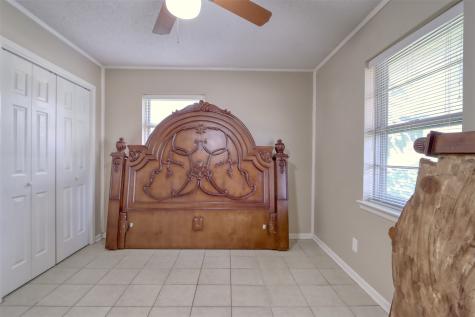 914 S Avenue N Clifton TX 76634