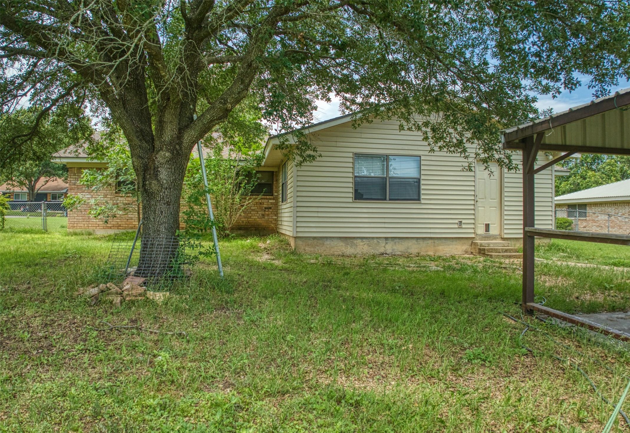 914 S Avenue N Clifton TX 76634