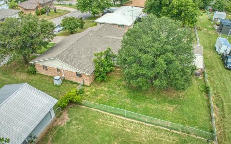 914 S Avenue N Clifton TX 76634