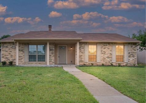 5613 Truitt Street The Colony TX 75056