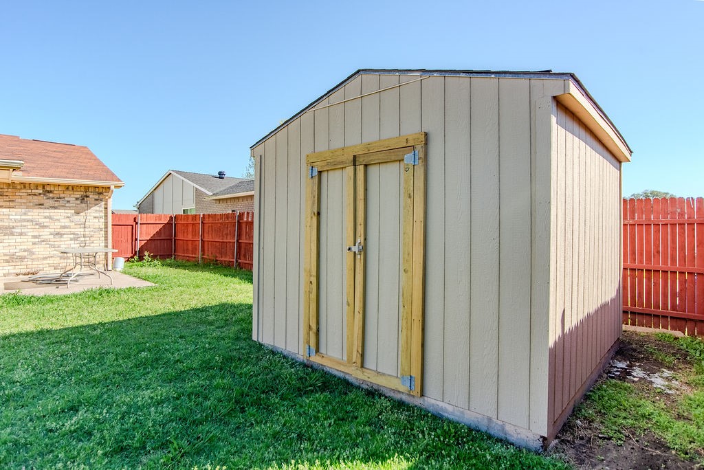 5613 Truitt Street The Colony TX 75056
