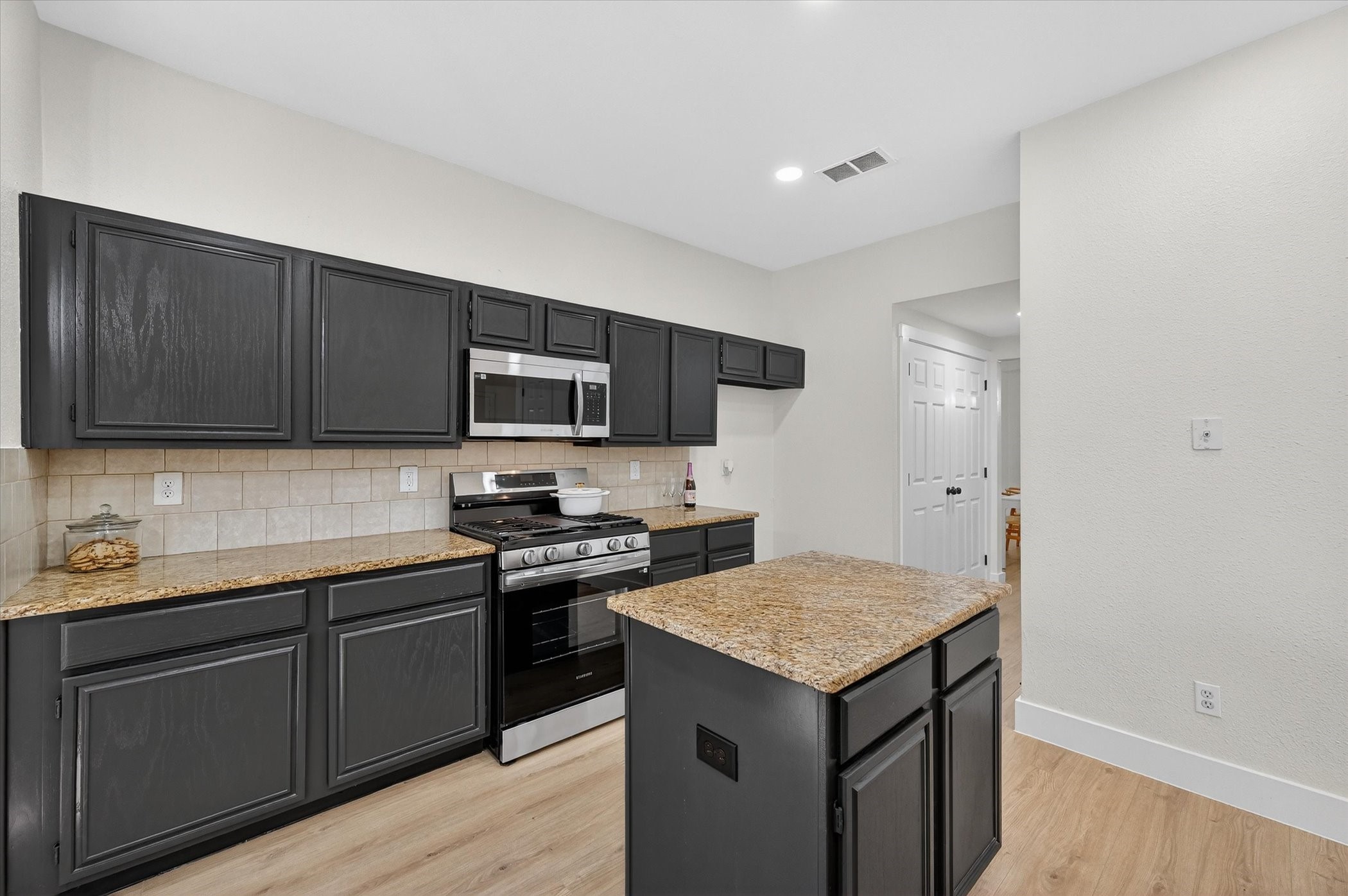 2227 Stillwater Drive Mesquite TX 75181