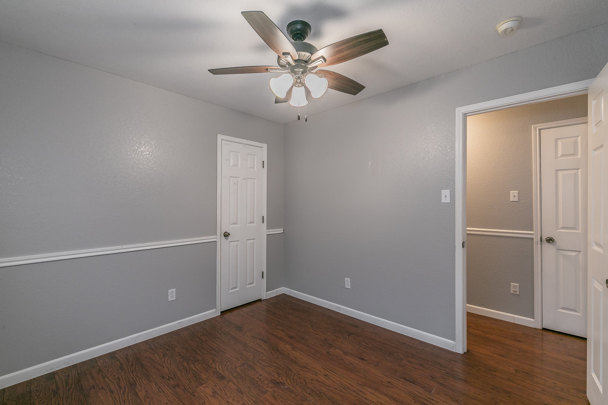 1013 Darren Drive Burleson TX 76028