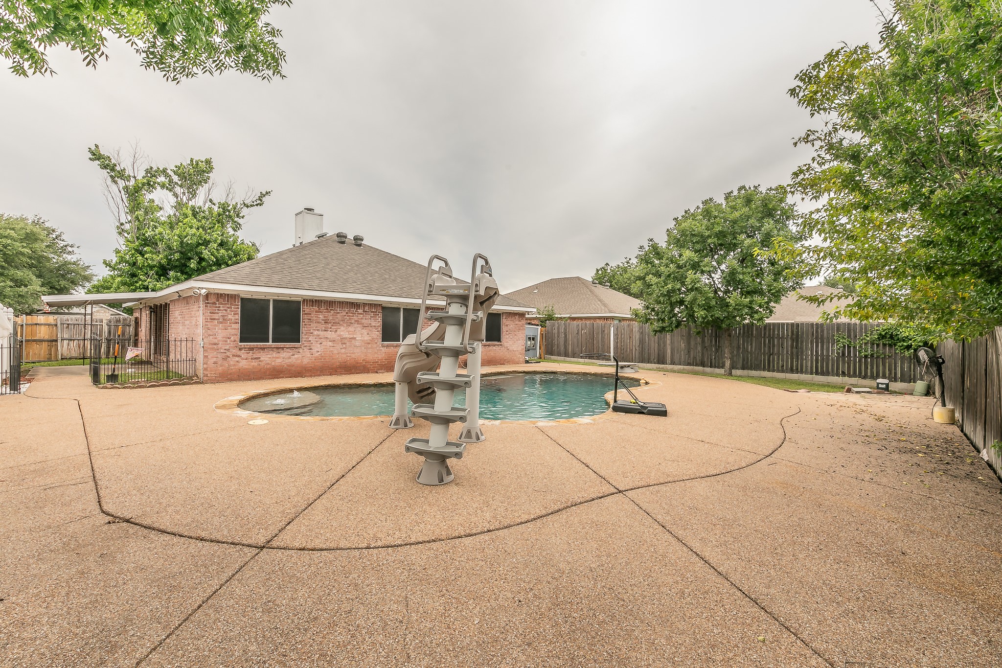 1013 Darren Drive Burleson TX 76028