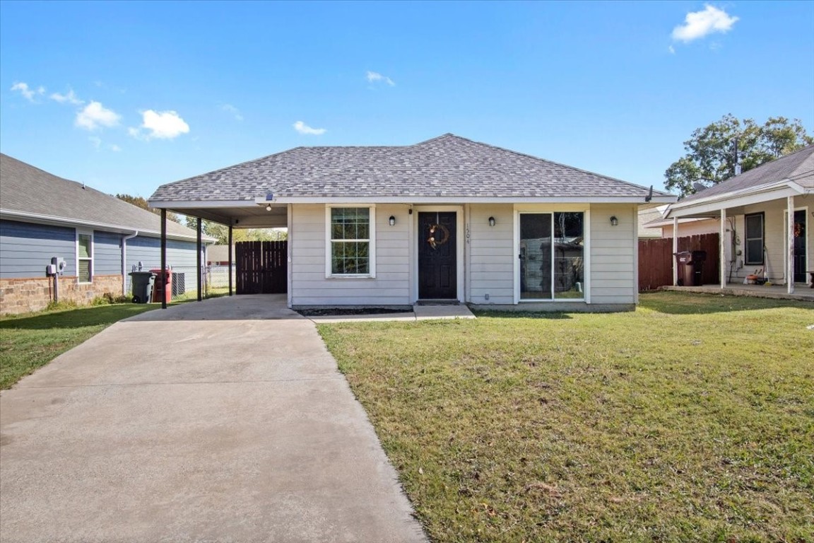 1504 Kennedy Street Bonham TX 75418