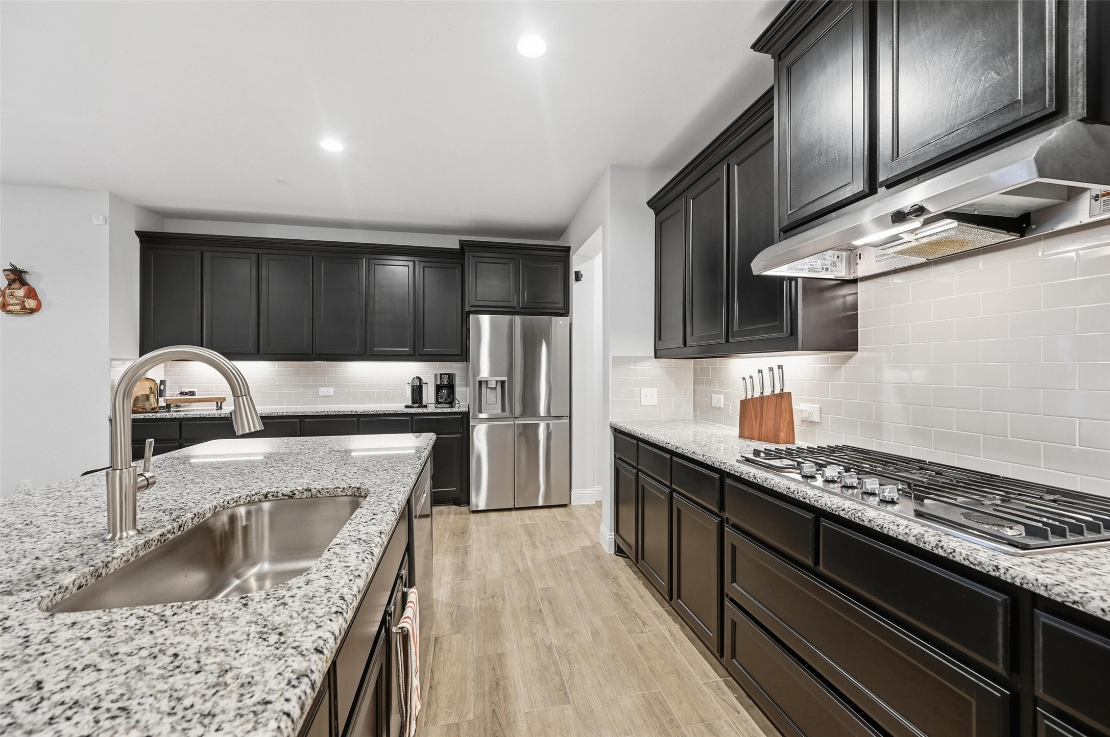 813 Comal Drive Mansfield TX 76063