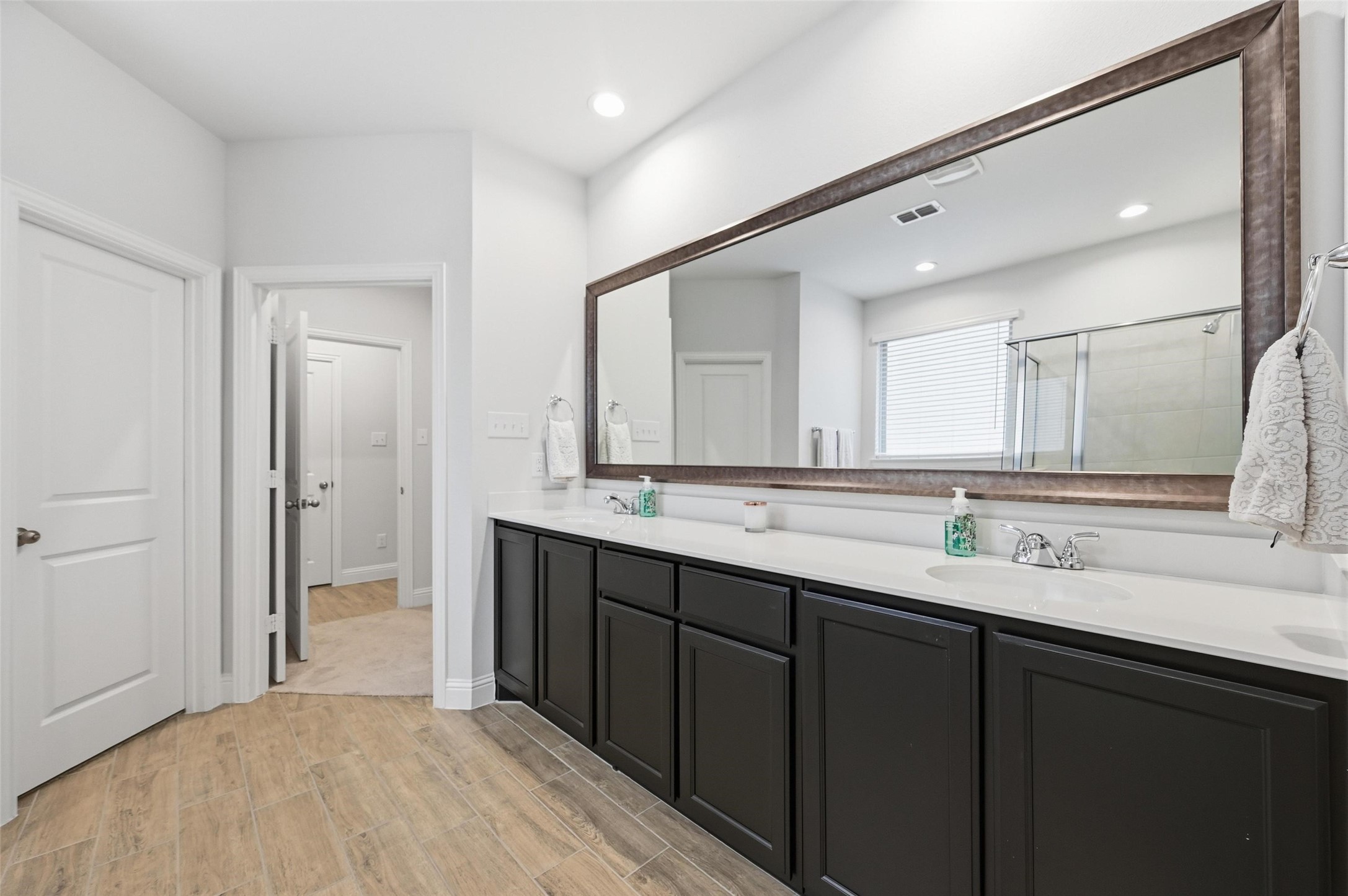 813 Comal Drive Mansfield TX 76063