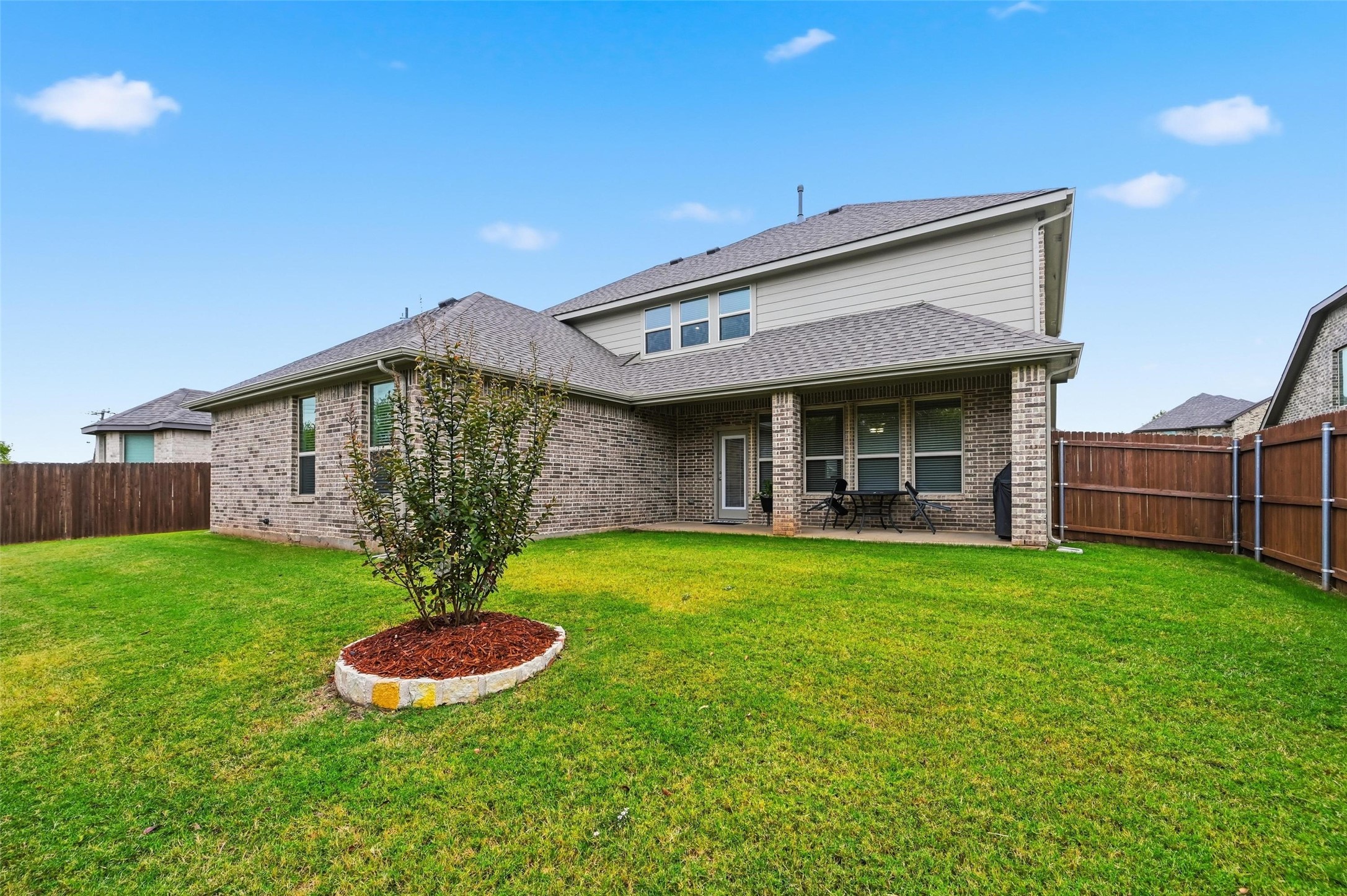 813 Comal Drive Mansfield TX 76063