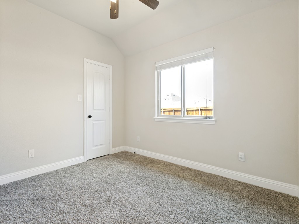 3912 Kensington Drive Sanger TX 76266