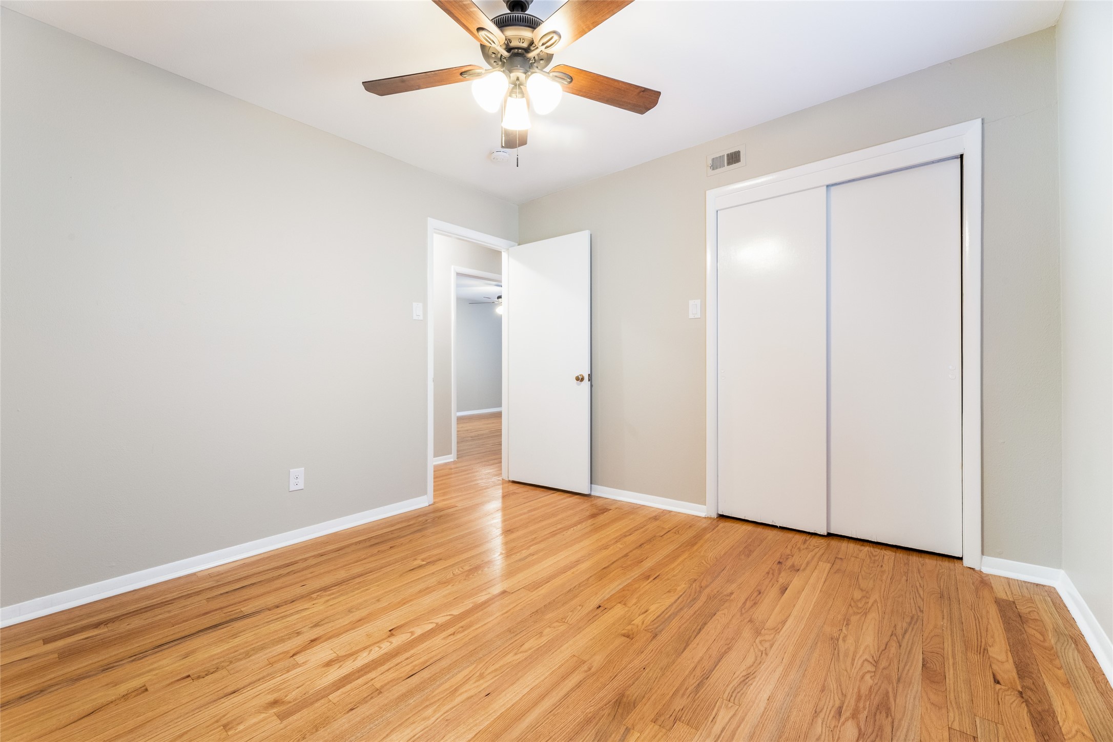 509 Nesbit Drive Garland TX 75041