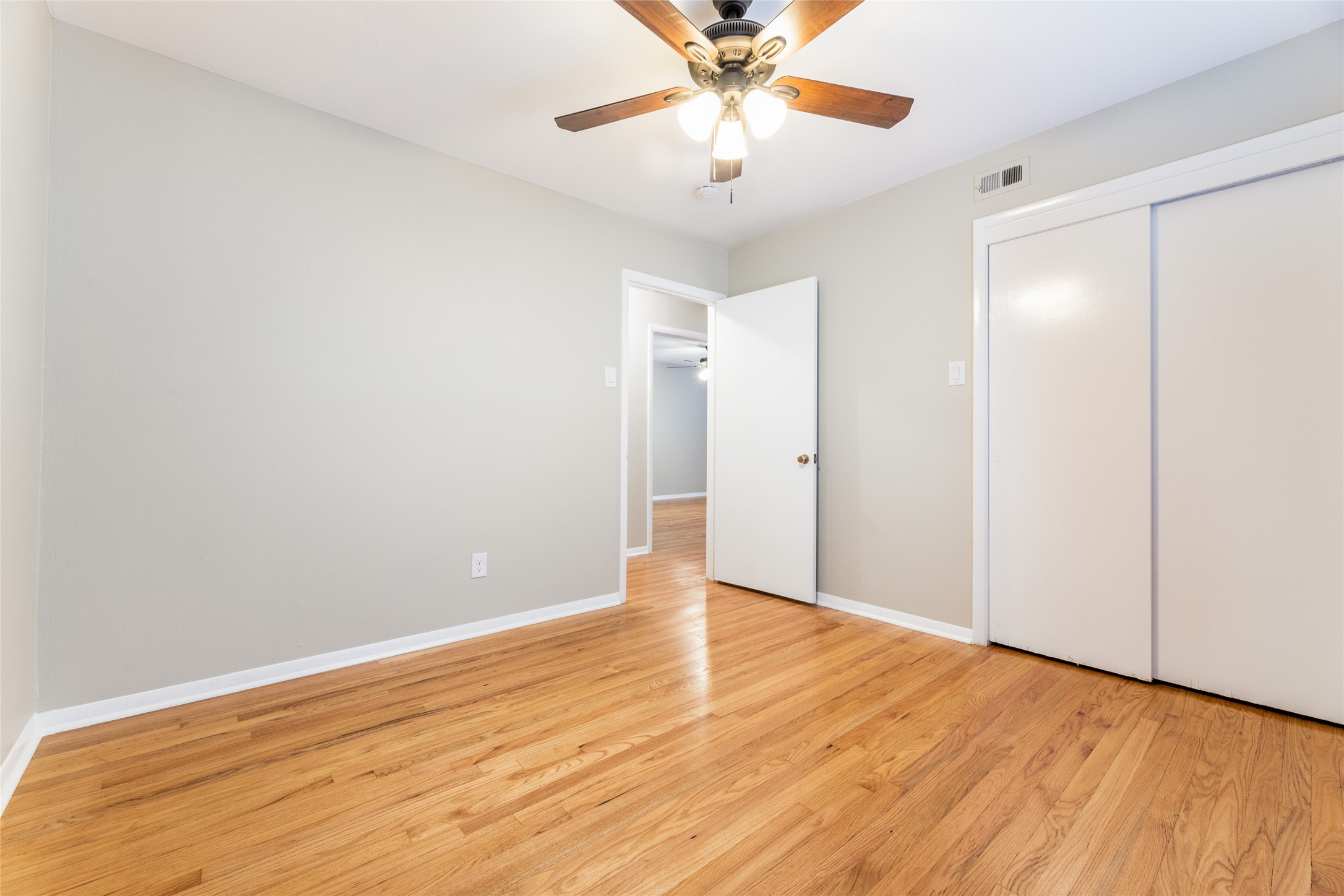509 Nesbit Drive Garland TX 75041