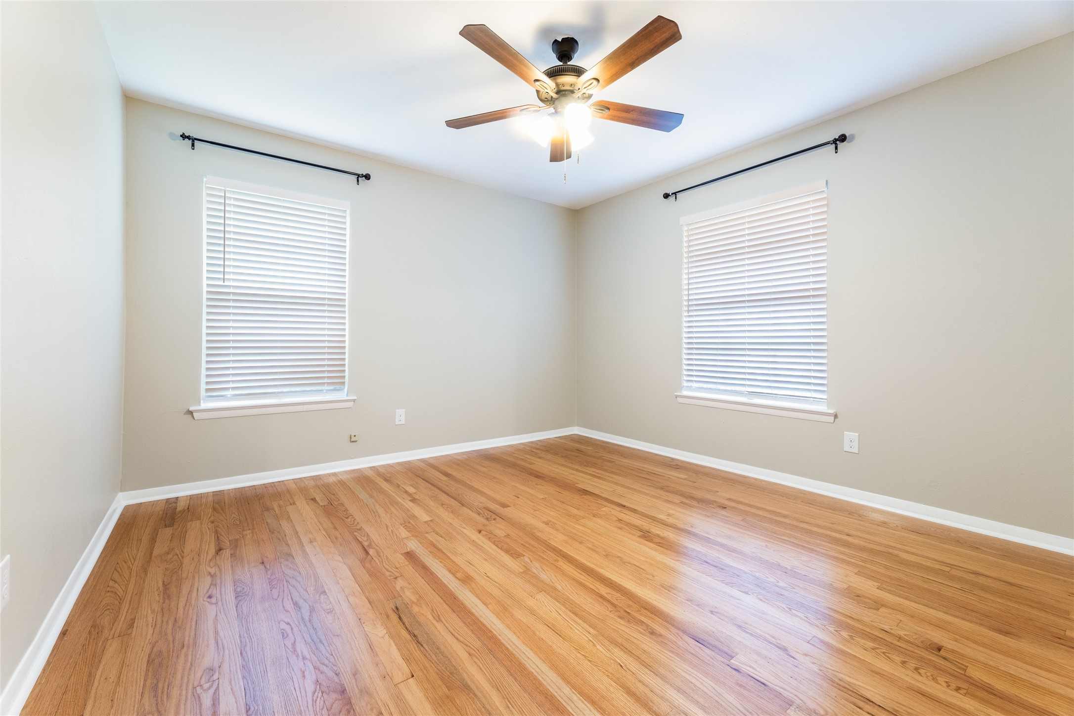 509 Nesbit Drive Garland TX 75041