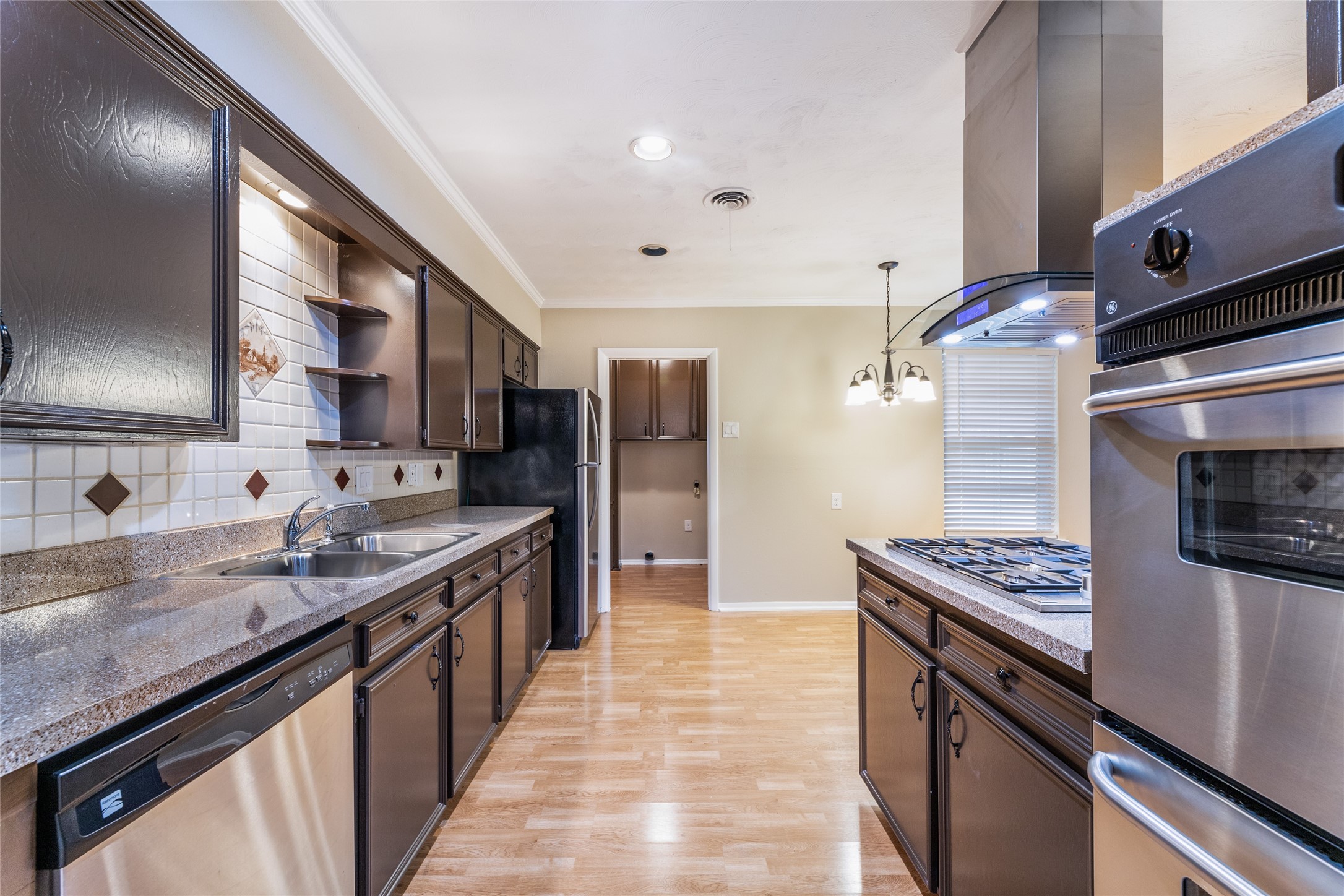 509 Nesbit Drive Garland TX 75041