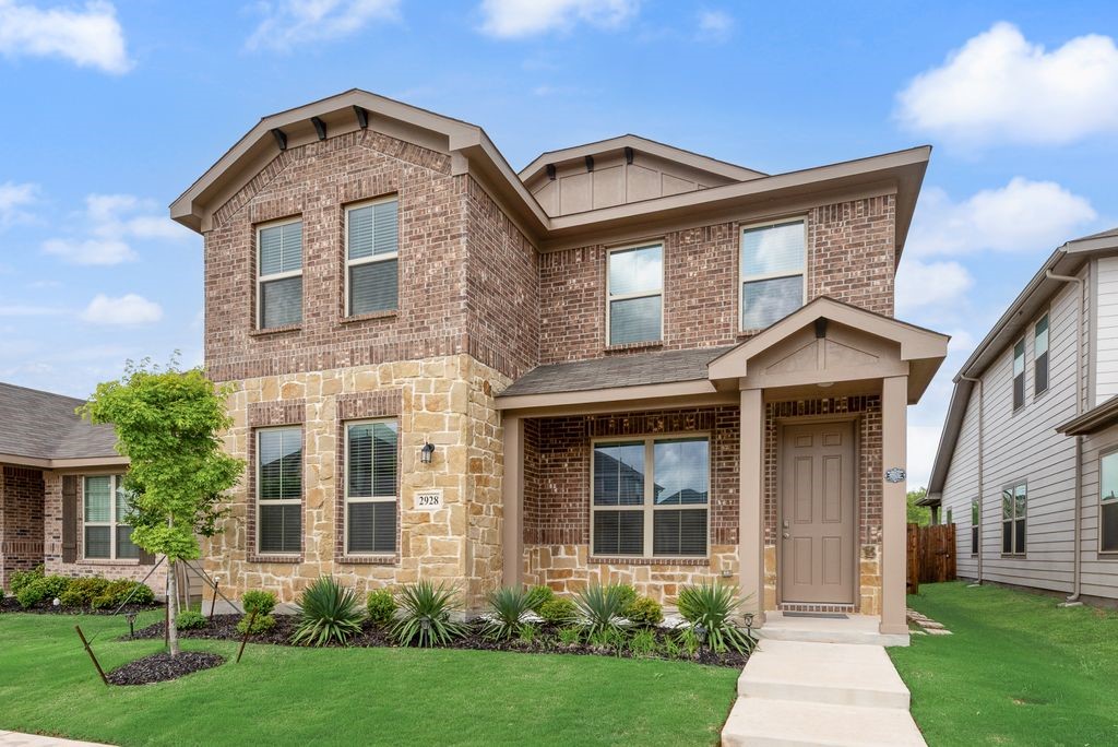 2928 Brittlebush Fort Worth TX 76108