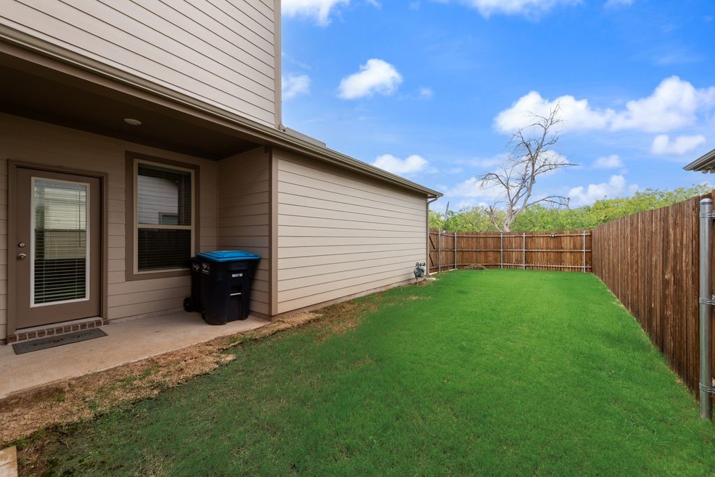 2928 Brittlebush Fort Worth TX 76108