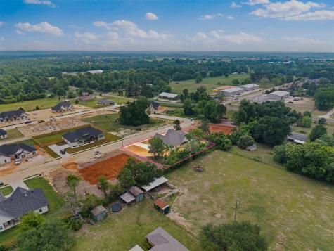 17300 Woodcrest Circle Lindale TX 75771