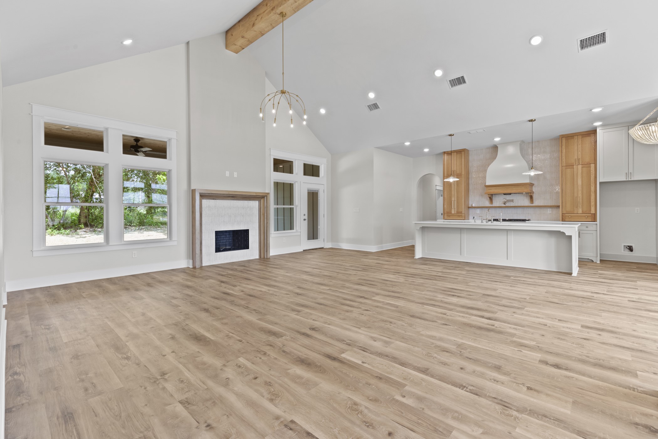 17300 Woodcrest Circle Lindale TX 75771