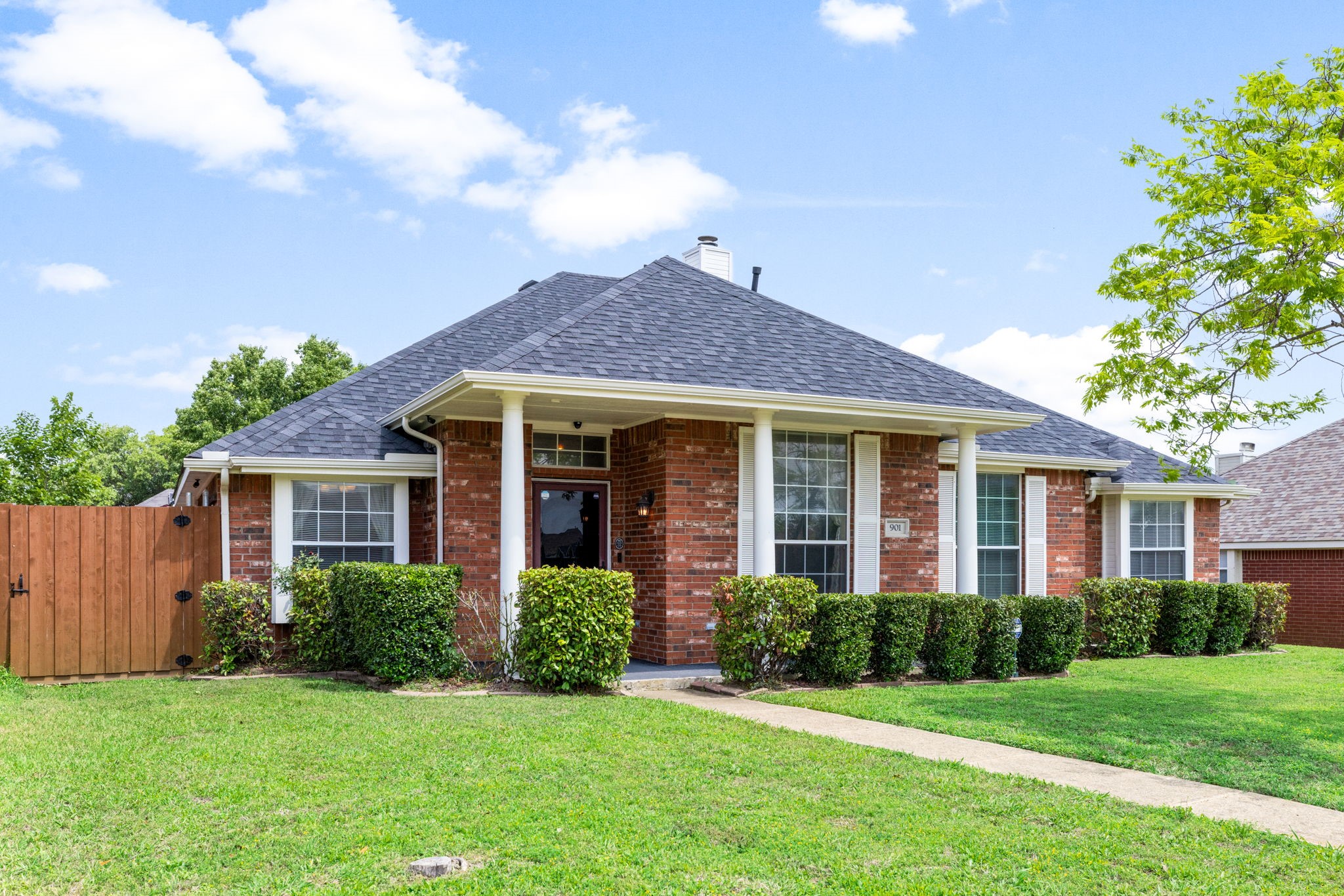 901 Rutherford Drive Mesquite TX 75149