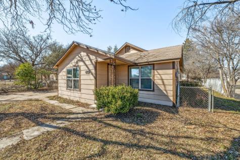 651 W Park Street Stephenville TX 76401