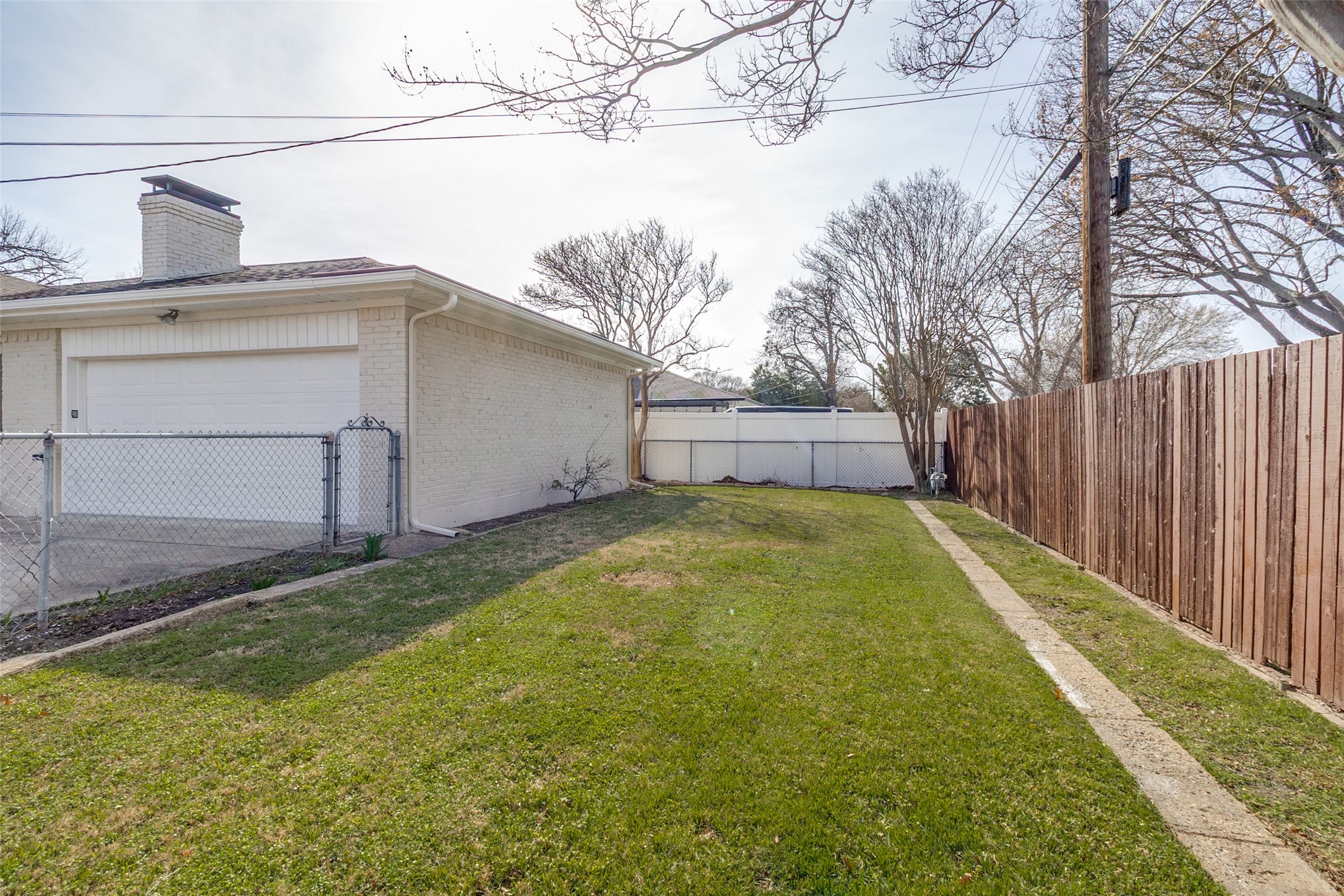 8453 Sweetwater Drive Dallas TX 75228