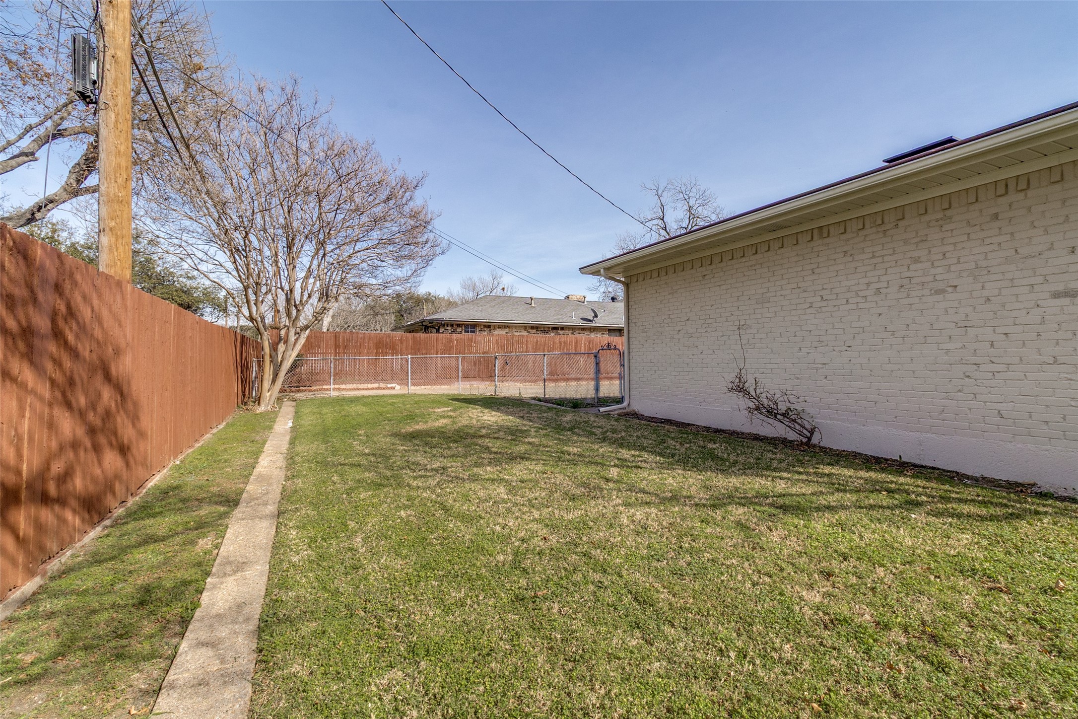 8453 Sweetwater Drive Dallas TX 75228