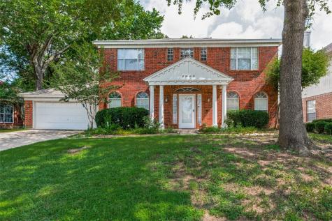 2903 Redstone Drive Arlington TX 76001