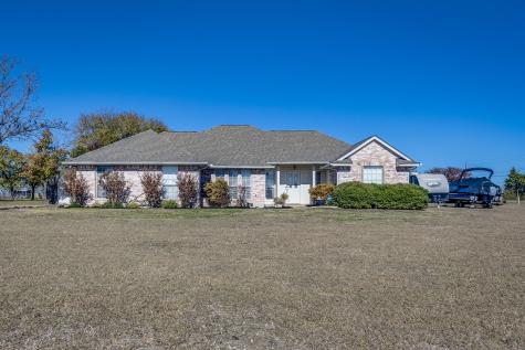 8099 Mavis Avenue Waxahachie TX 75167