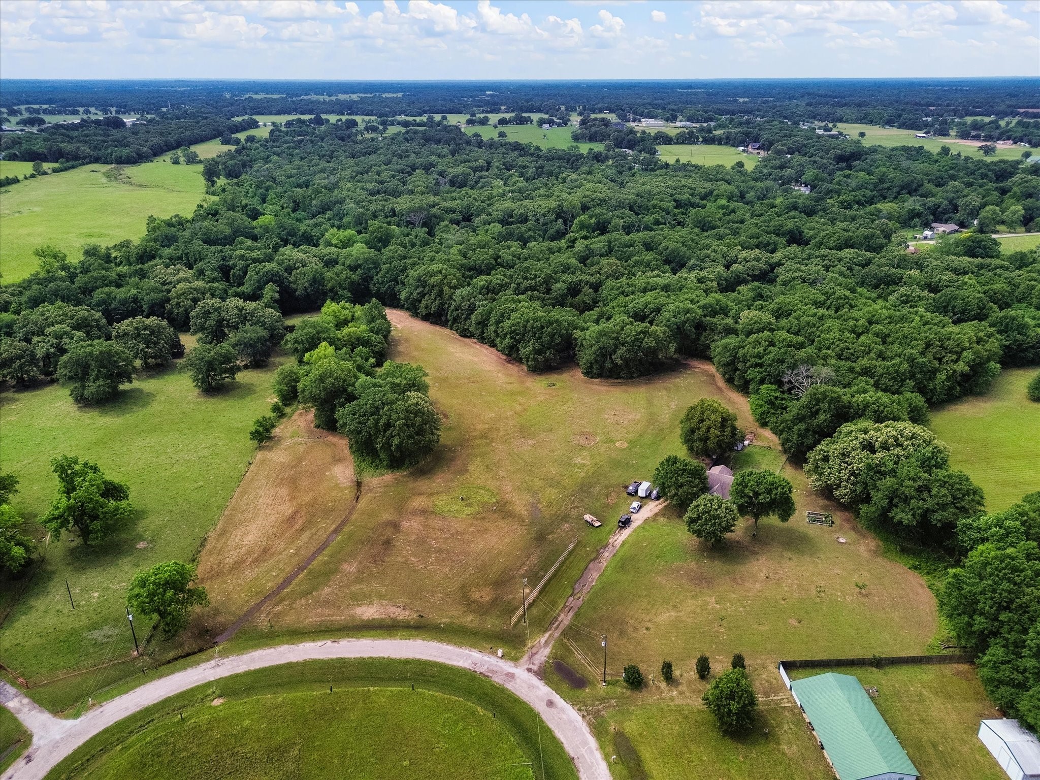 300 Rs County Road 3367 Emory TX 75440