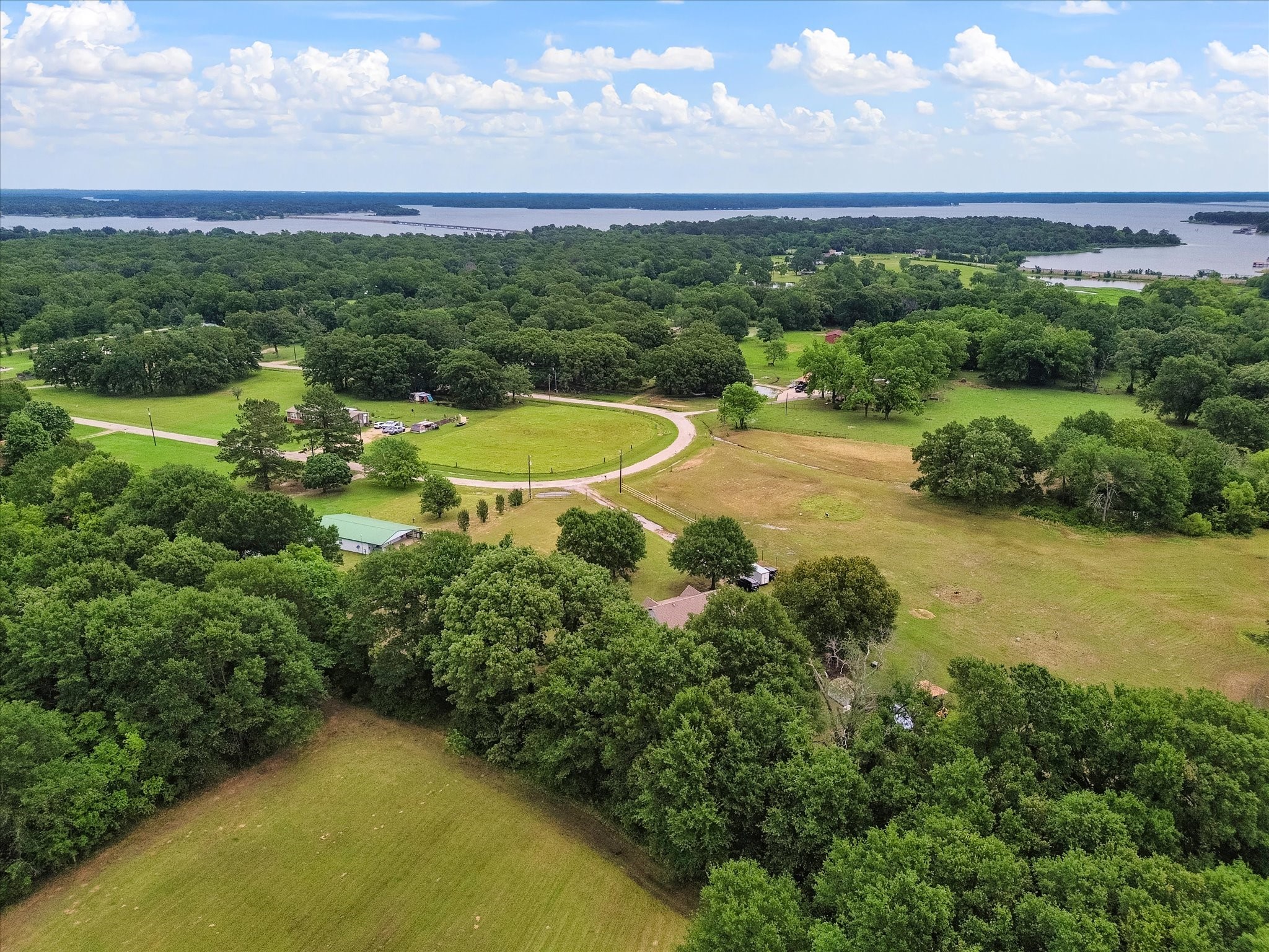 300 Rs County Road 3367 Emory TX 75440