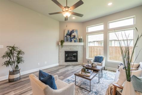 4004 Silver Spur Court Aubrey TX 76227