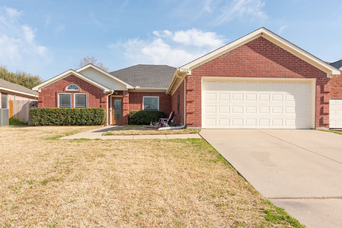 7212 Briarwyck Court Fort Worth TX 76137