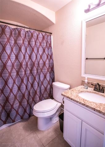 206 W Oak Olney TX 76374