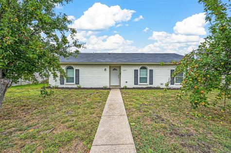 1009 Pleasant Valley Road Garland TX 75040