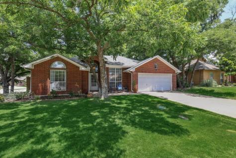 411 Sandra Drive Lewisville TX 75057