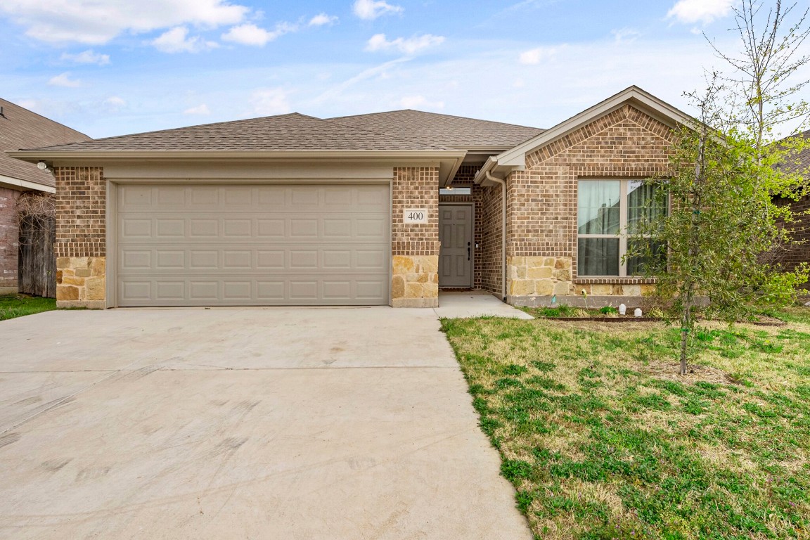 400 Crescent Creek Lane Fort Worth TX 76140
