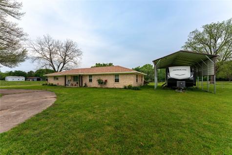 6394 County Road 1410 Bogata TX 75417