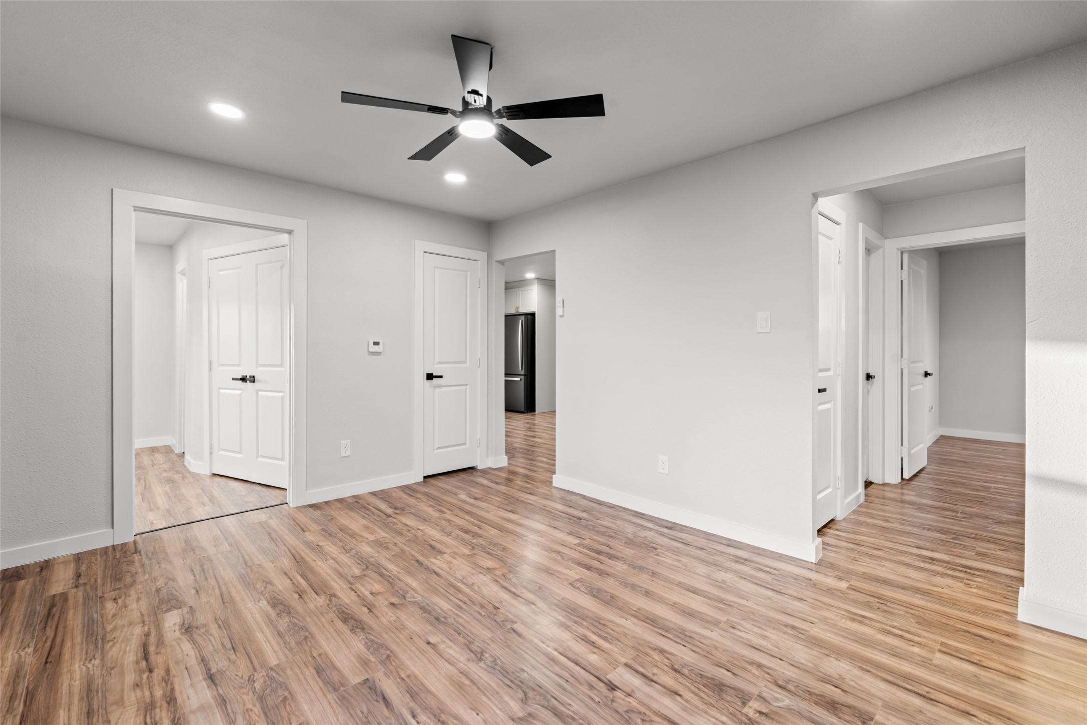 8423 Glen Regal Drive Dallas TX 75243