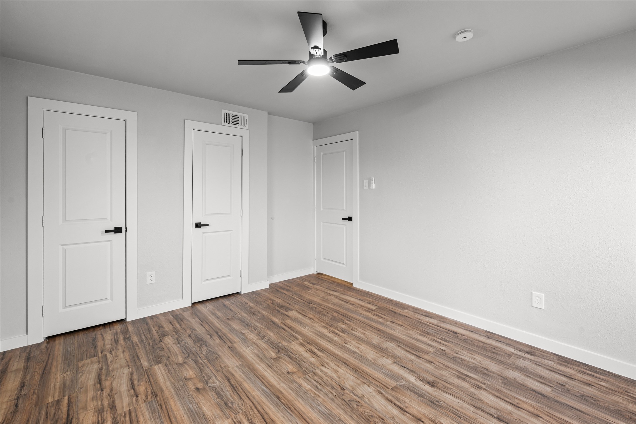 8423 Glen Regal Drive Dallas TX 75243