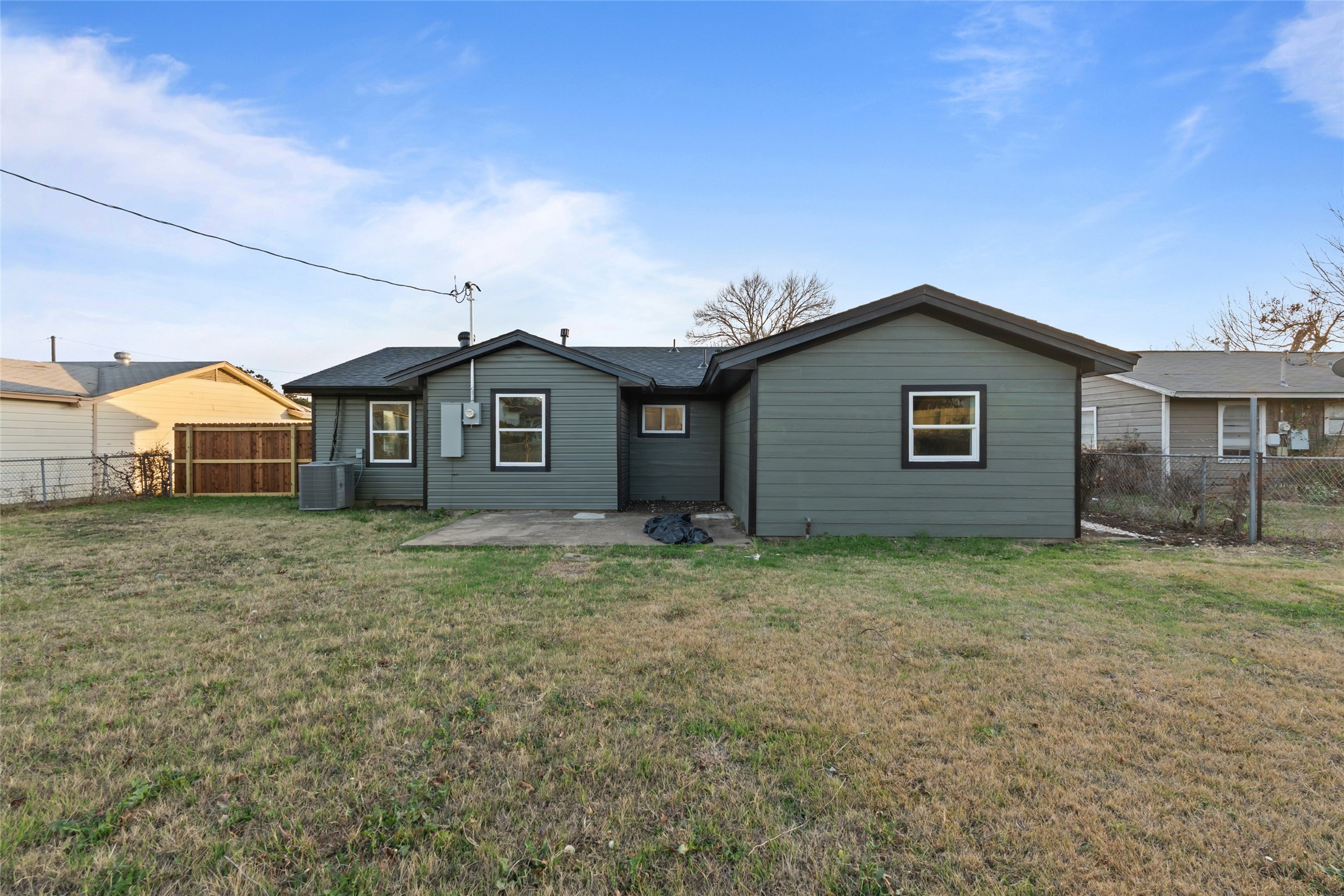 8423 Glen Regal Drive Dallas TX 75243