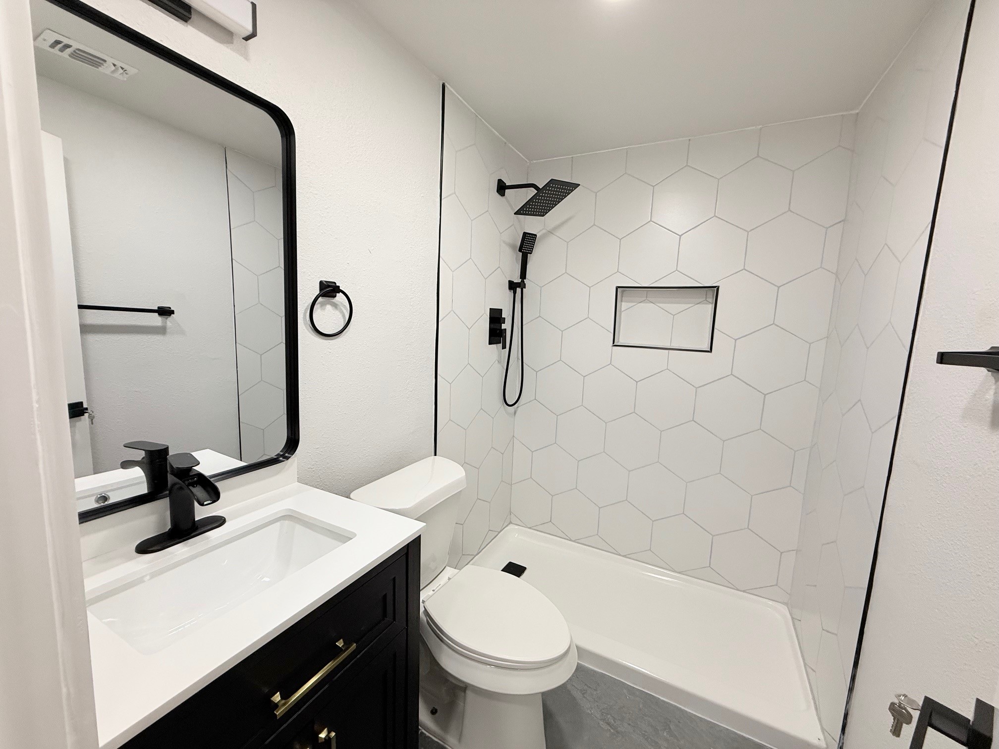 8423 Glen Regal Drive Dallas TX 75243