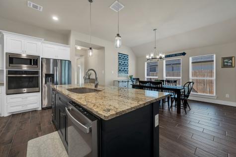 1313 Ridgeview Drive Weatherford TX 76086