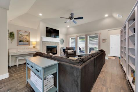 1313 Ridgeview Drive Weatherford TX 76086