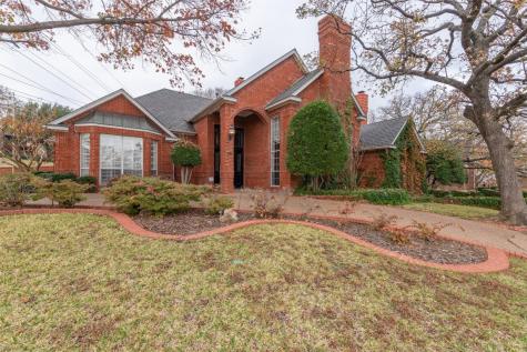 2405 Arbor Oaks Drive Arlington TX 76006