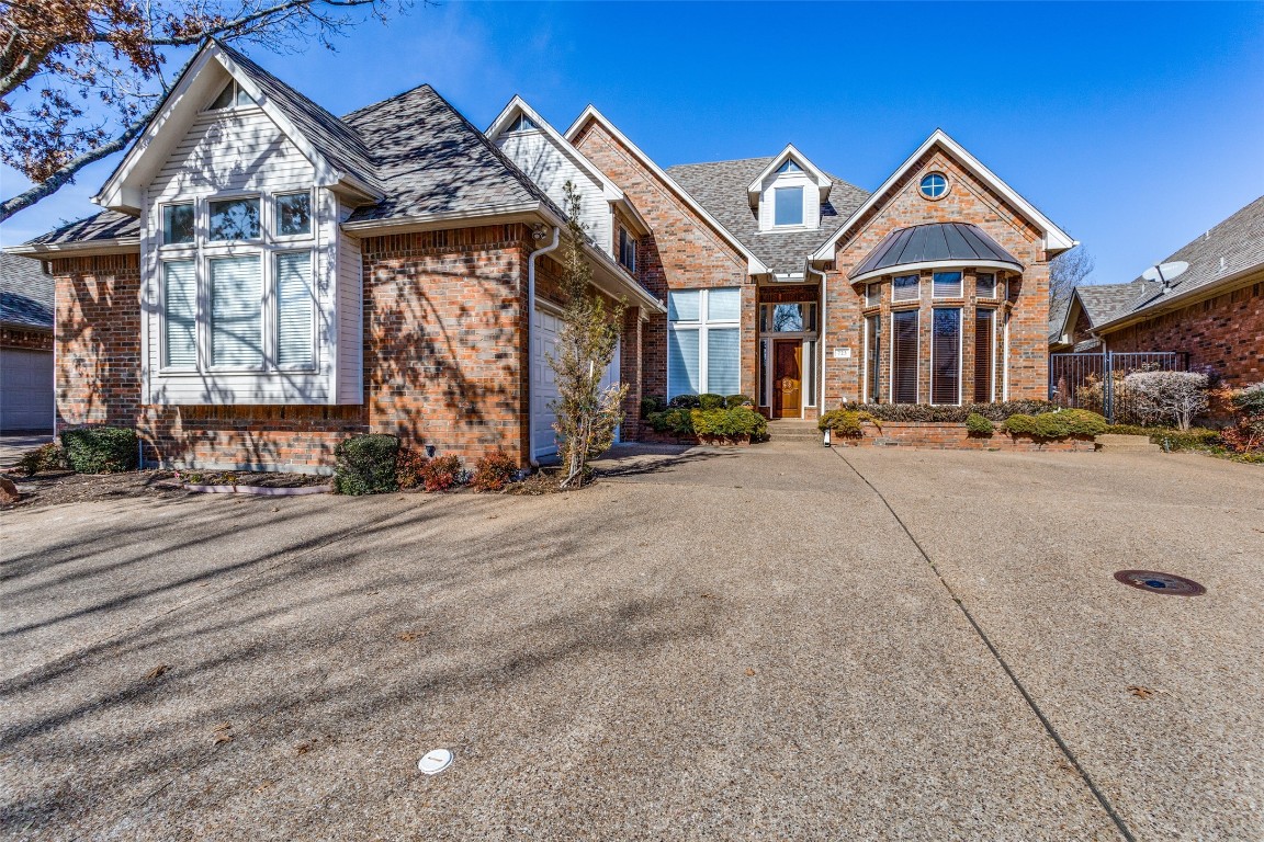 723 Village Green Drive Desoto TX 75115