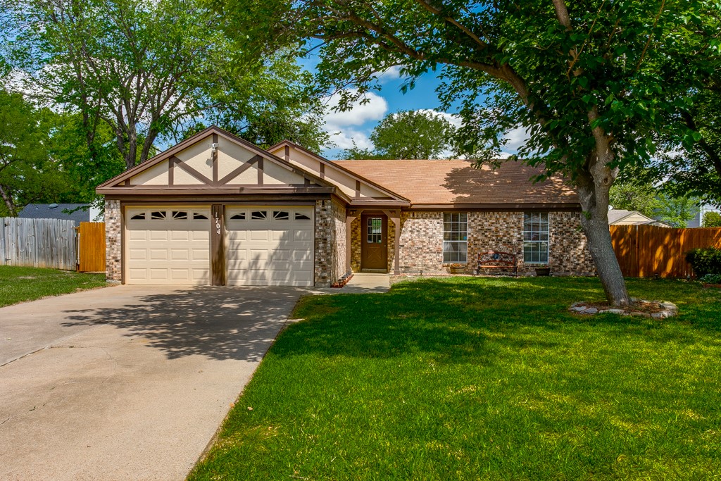 1704 Tangleridge Court Euless TX 76039